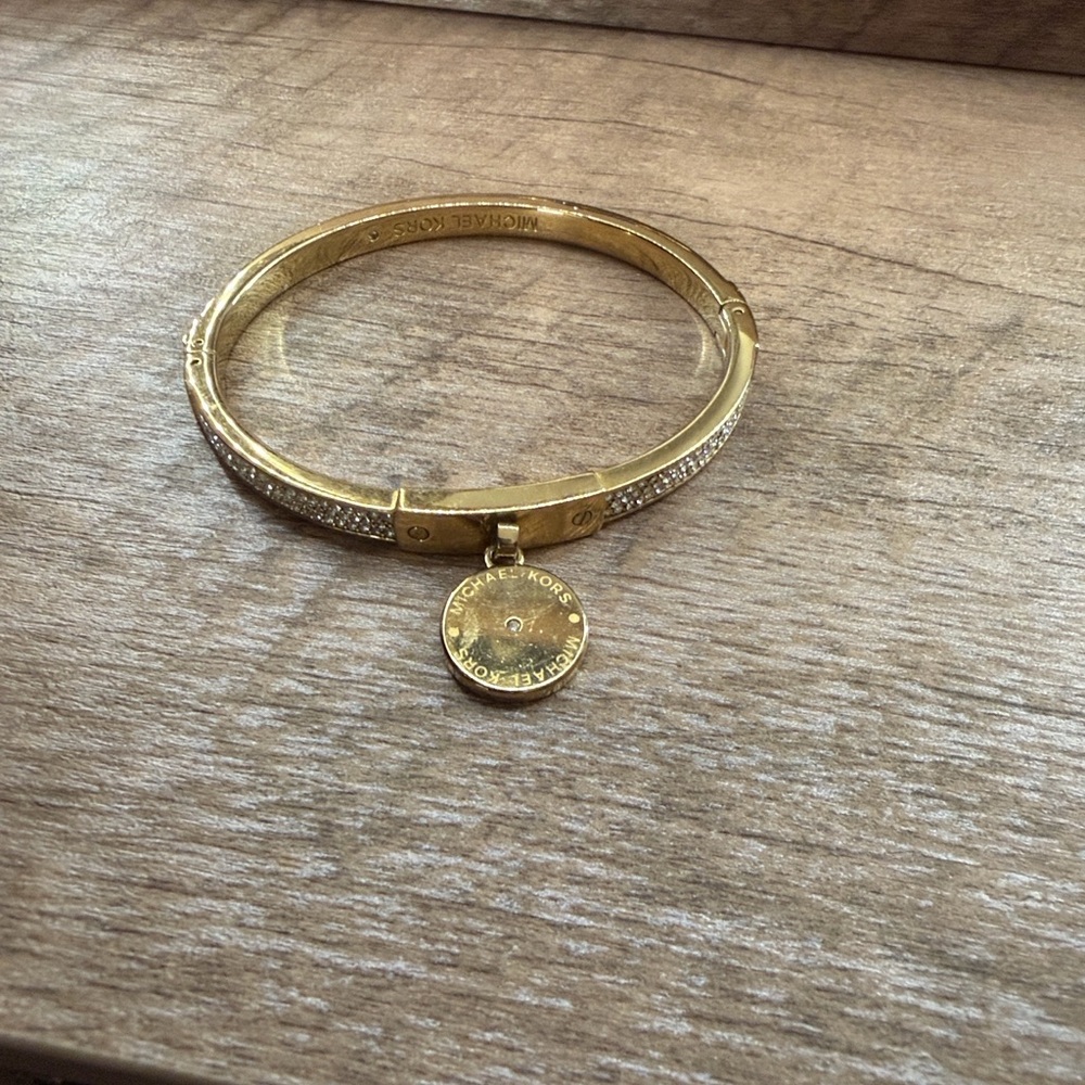 MICHAEL Michael Kors Gold Bracelet with Charm